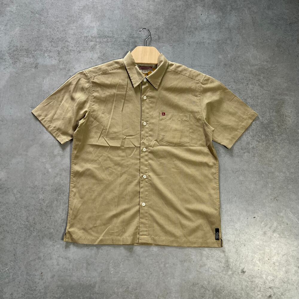 Quiksilver Men’s Size Medium Khaki/Tan Short Sleeve Button Down Vintage Shirt